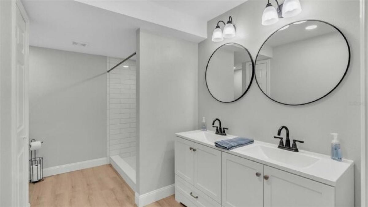 Picture of Home For Sale in Wildwood, Florida, United States