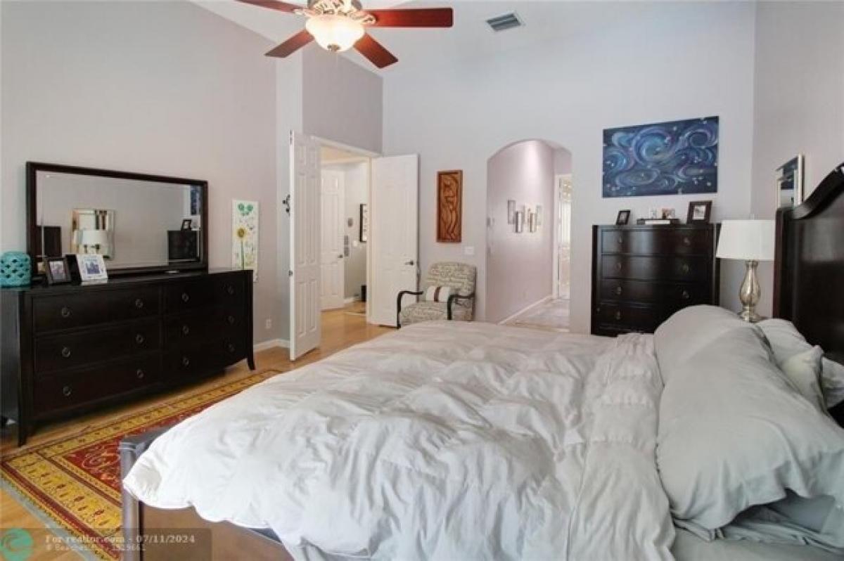 Picture of Home For Sale in Plantation, Florida, United States