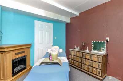 Home For Sale in Federal Way, Washington