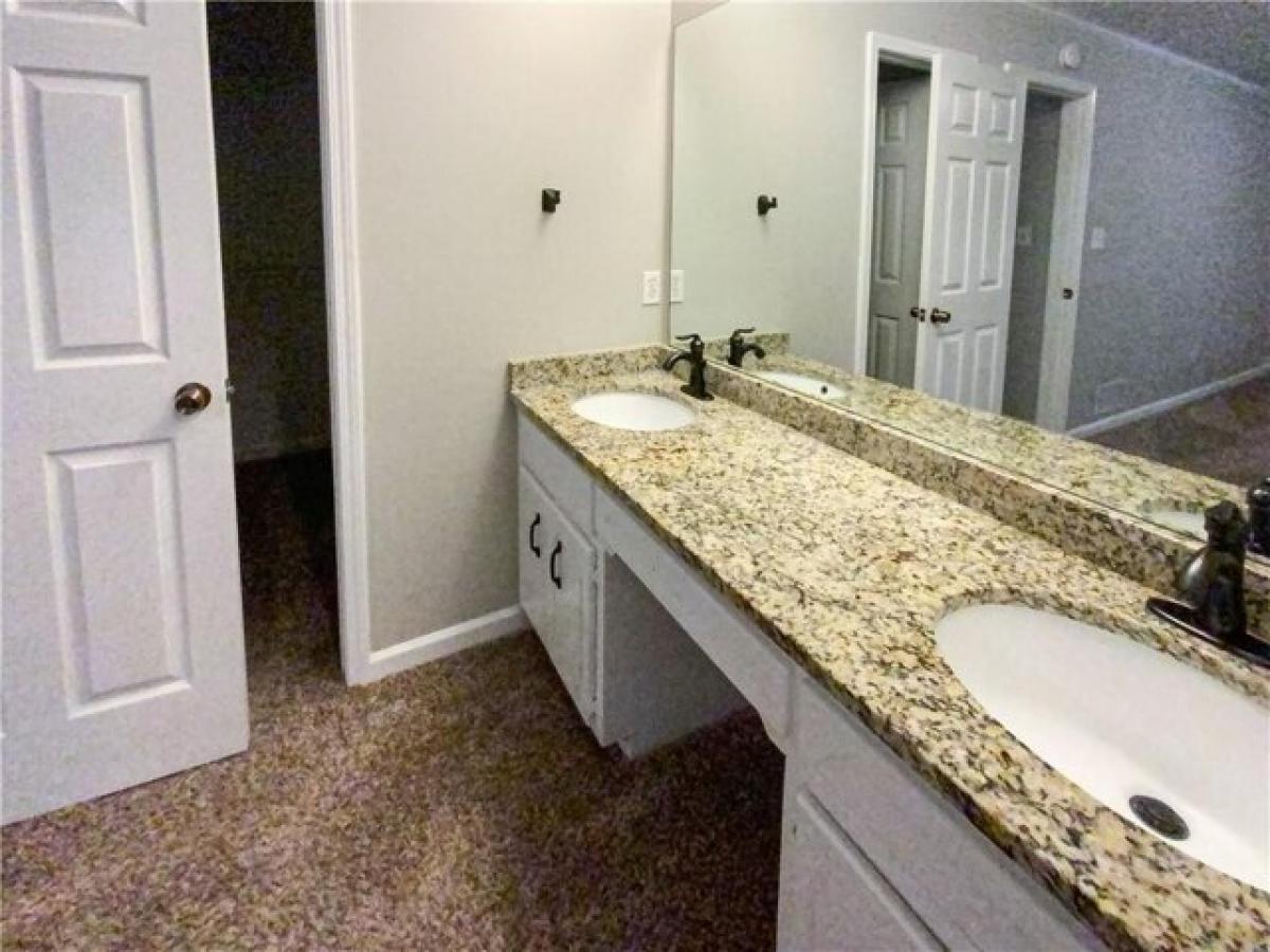 Picture of Home For Sale in Covington, Georgia, United States