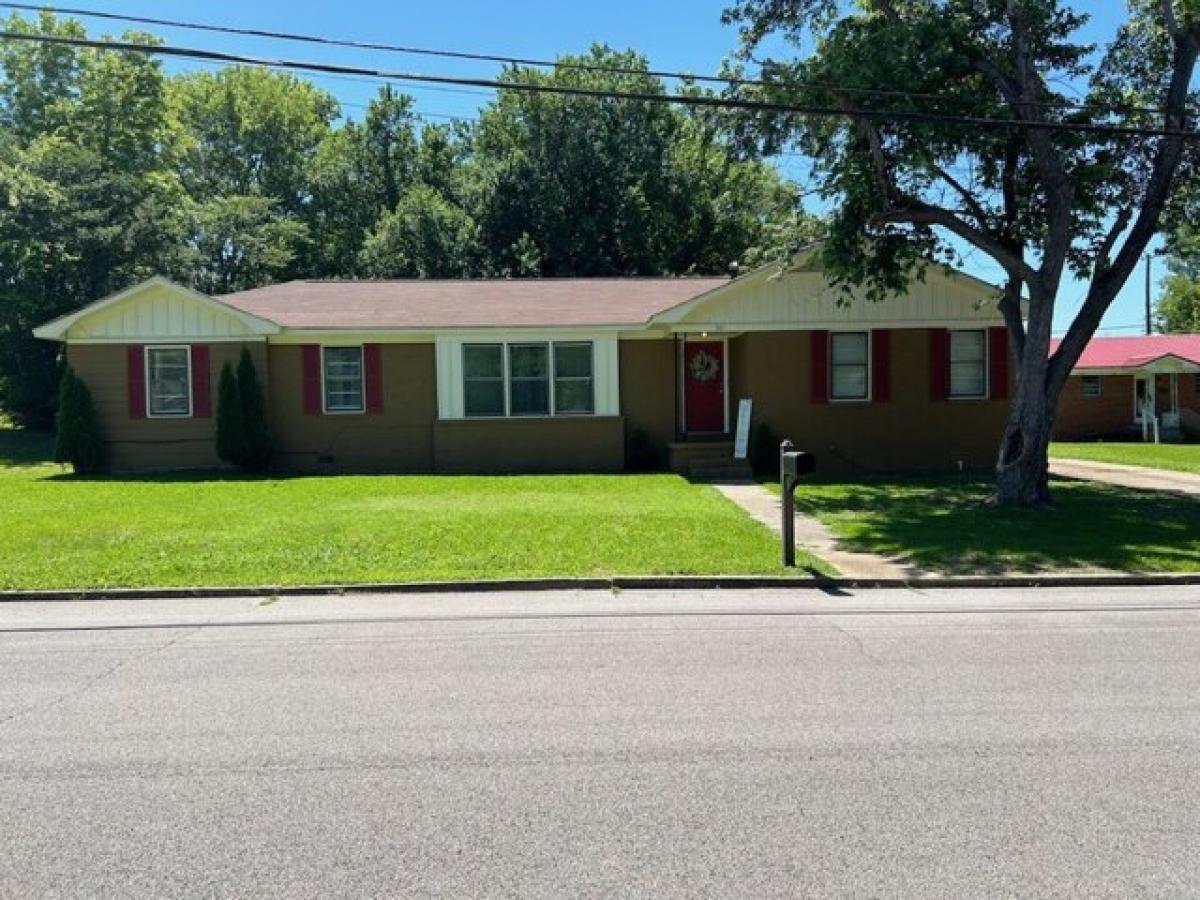 Picture of Home For Sale in Tupelo, Mississippi, United States