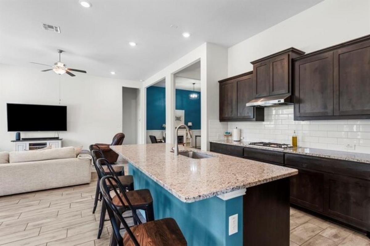 Picture of Home For Sale in Kyle, Texas, United States