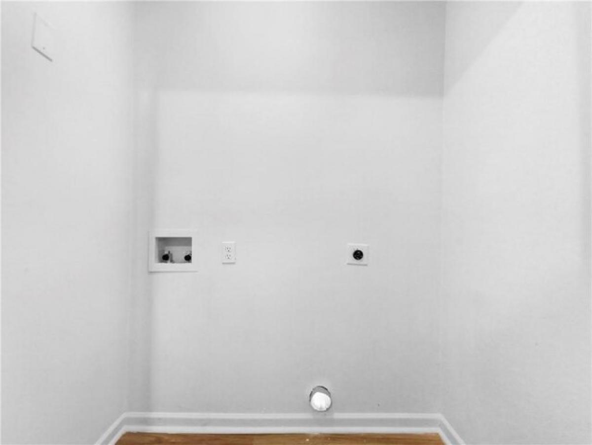 Picture of Home For Sale in Ellenwood, Georgia, United States