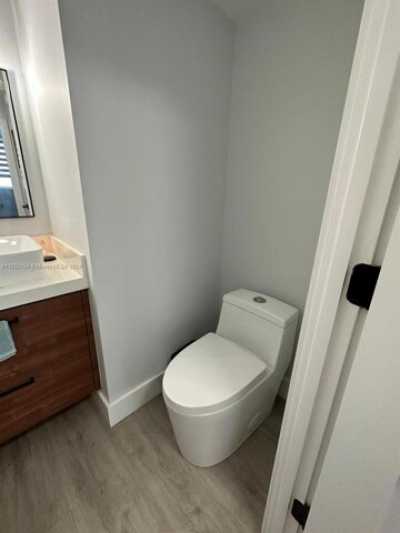 Home For Sale in North Miami, Florida