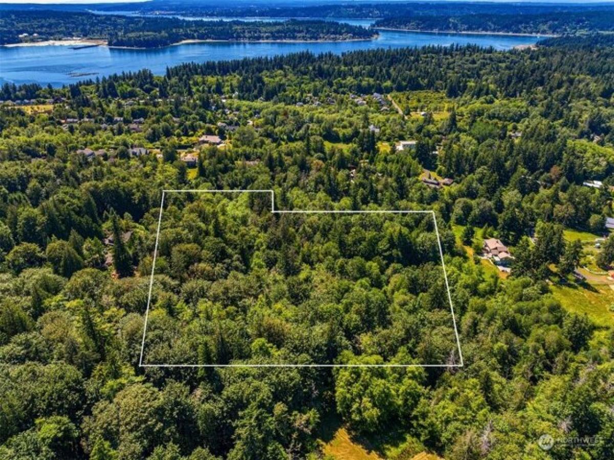 Picture of Residential Land For Sale in Bainbridge Island, Washington, United States