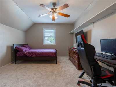 Home For Sale in Blue Springs, Missouri