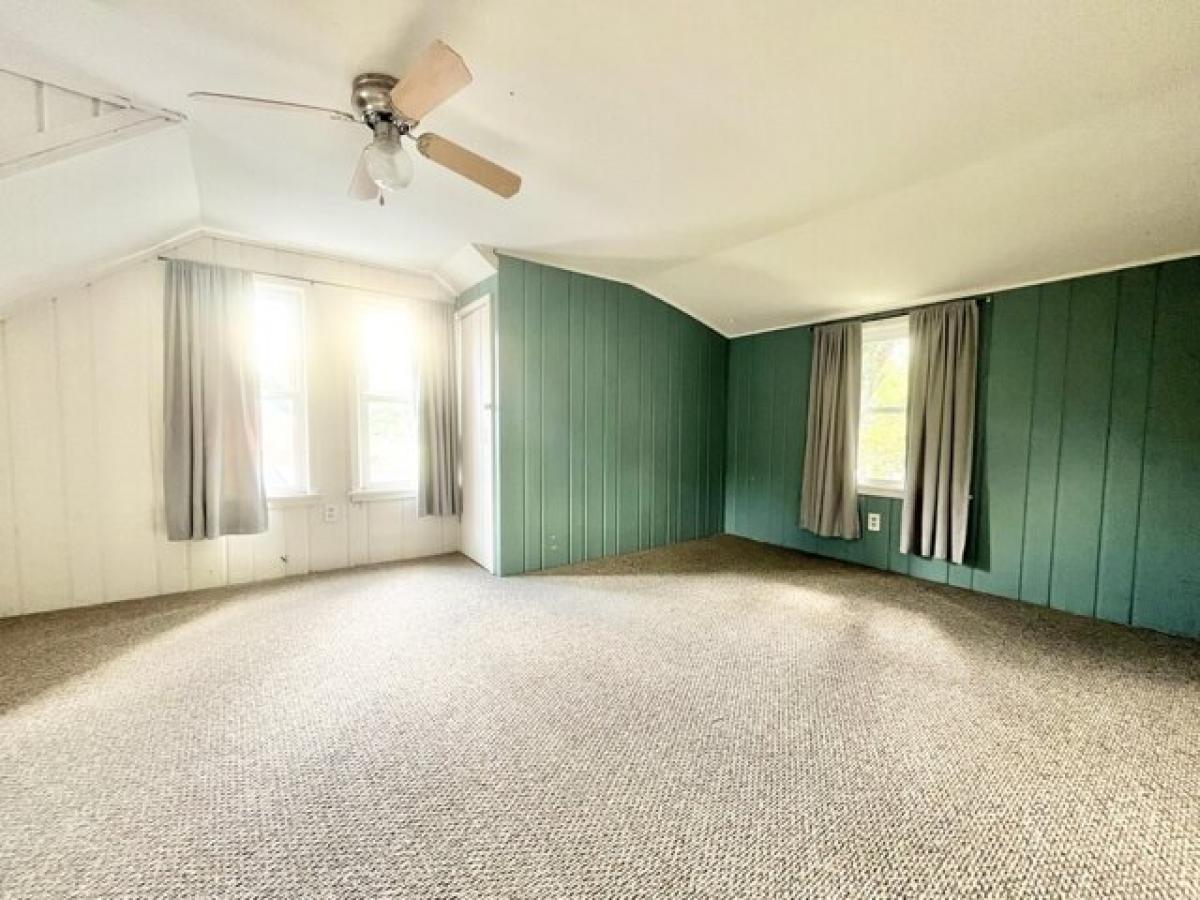 Picture of Home For Sale in Jackson, Michigan, United States