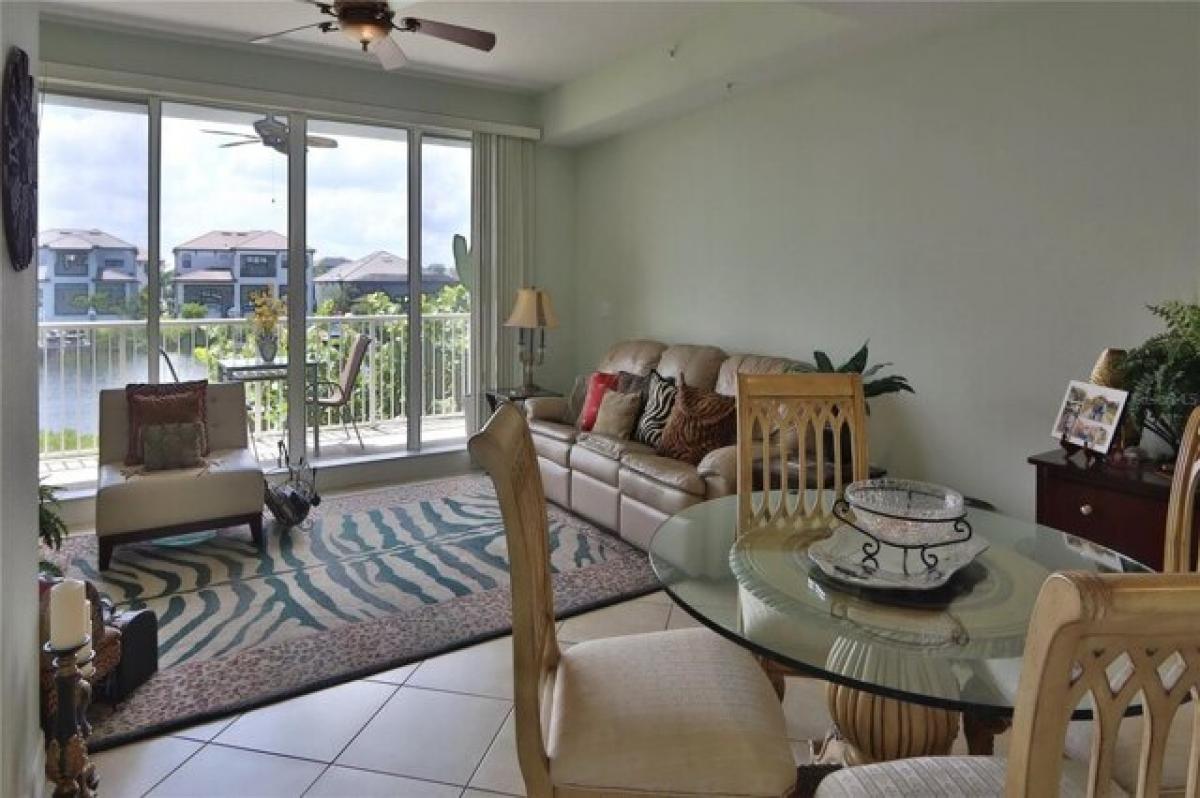 Picture of Home For Sale in Ruskin, Florida, United States