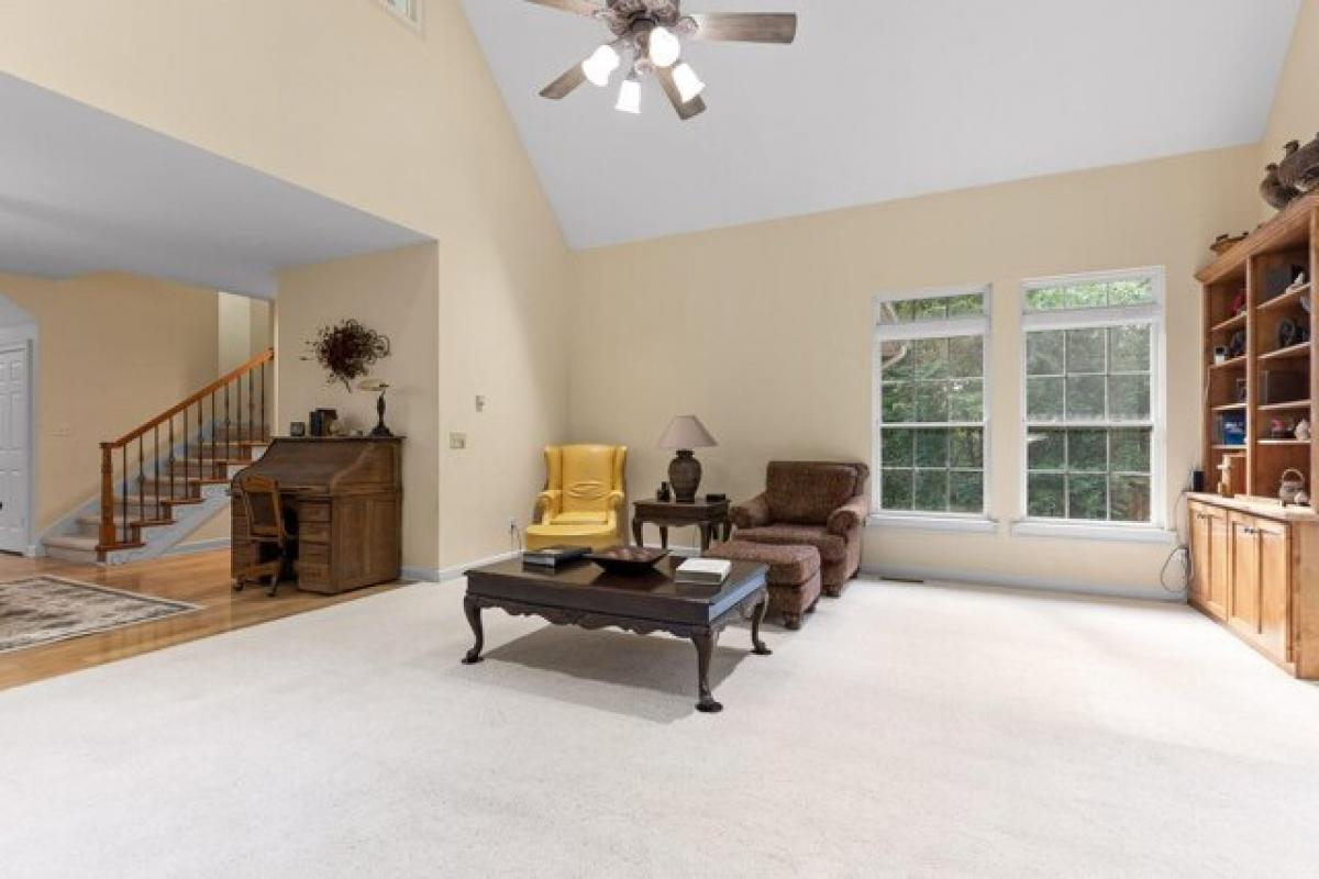 Picture of Home For Sale in Harrison, Tennessee, United States