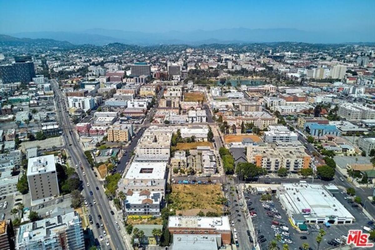 Picture of Residential Land For Sale in Los Angeles, California, United States
