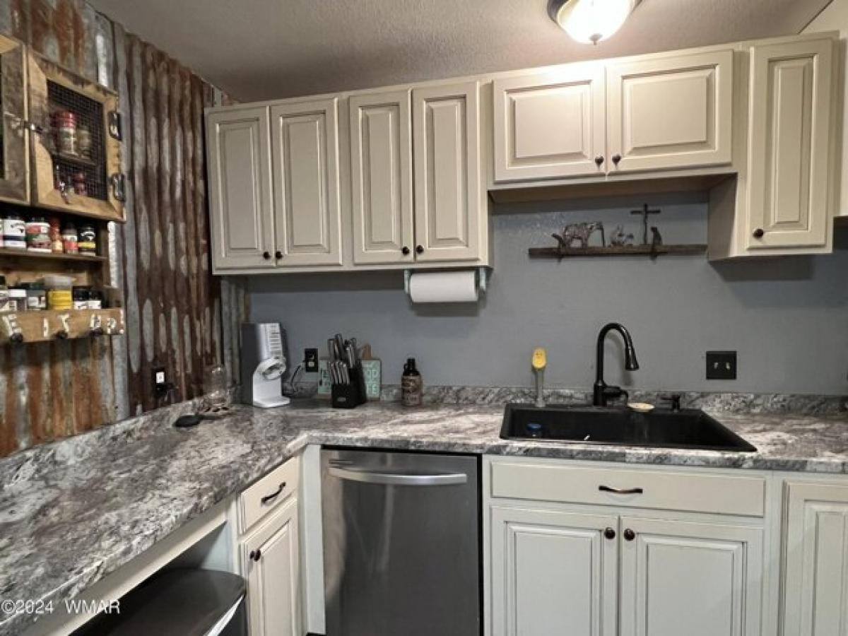 Picture of Home For Sale in Eagar, Arizona, United States