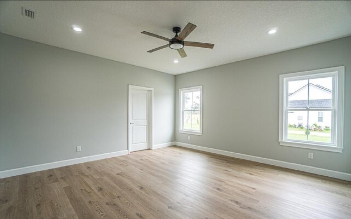 Picture of Home For Sale in Live Oak, Florida, United States