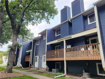 Home For Sale in Coon Rapids, Minnesota