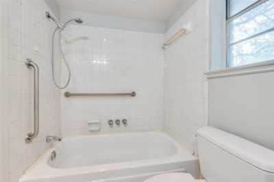 Home For Sale in Farmers Branch, Texas