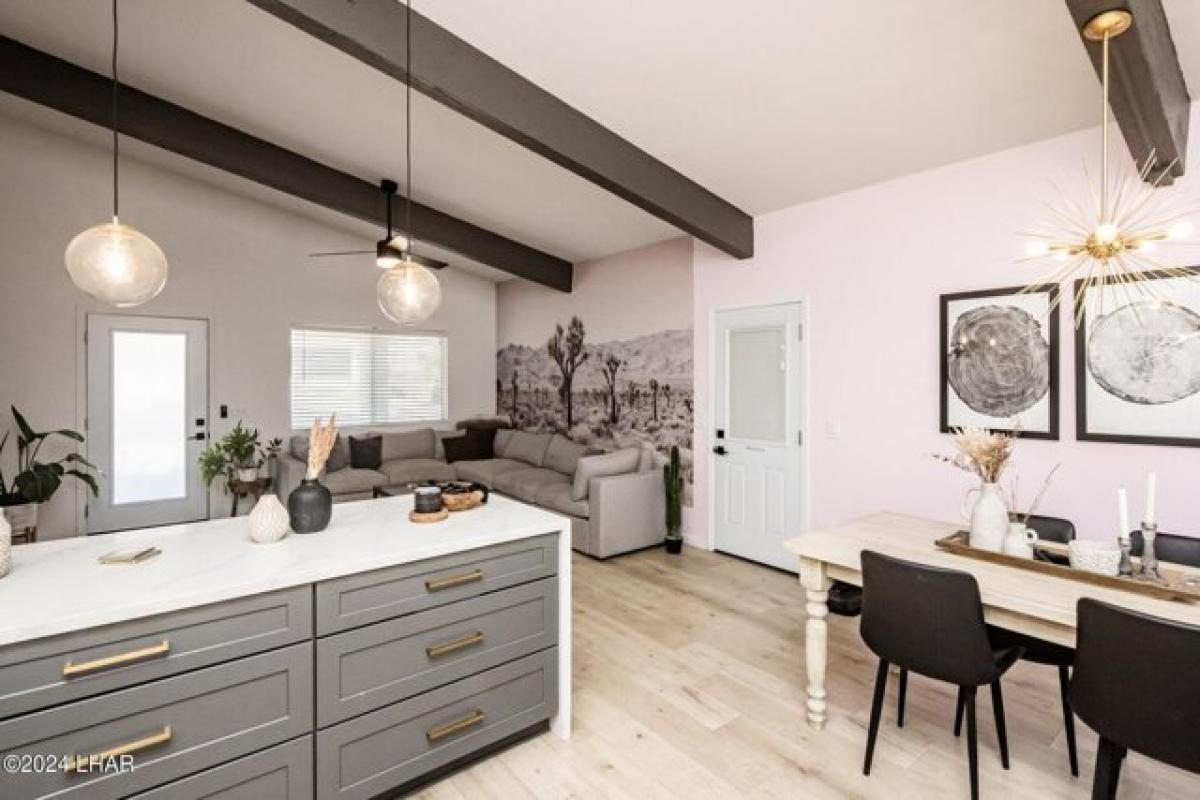 Picture of Home For Sale in Lake Havasu City, Arizona, United States