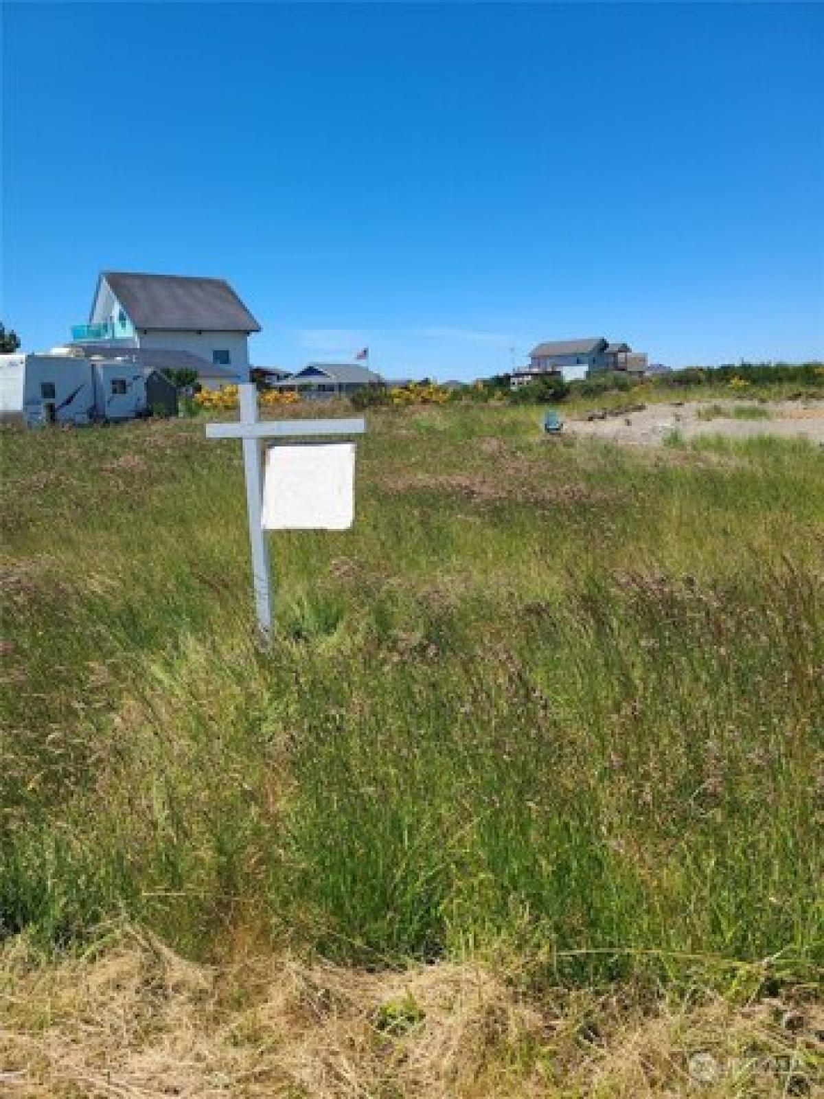 Picture of Residential Land For Sale in Ocean Shores, Washington, United States