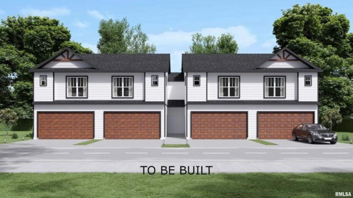 Picture of Home For Sale in Bettendorf, Iowa, United States