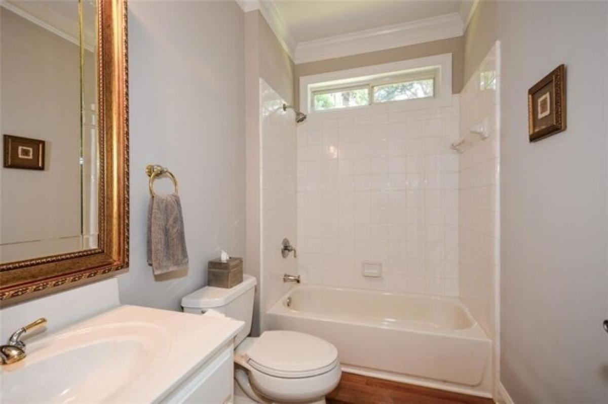 Picture of Home For Sale in Kennesaw, Georgia, United States