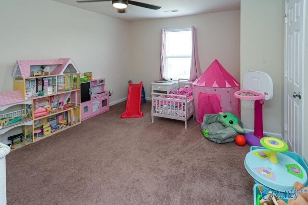 Picture of Home For Sale in Harvest, Alabama, United States