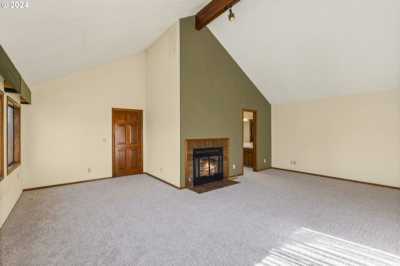 Home For Sale in Beaverton, Oregon