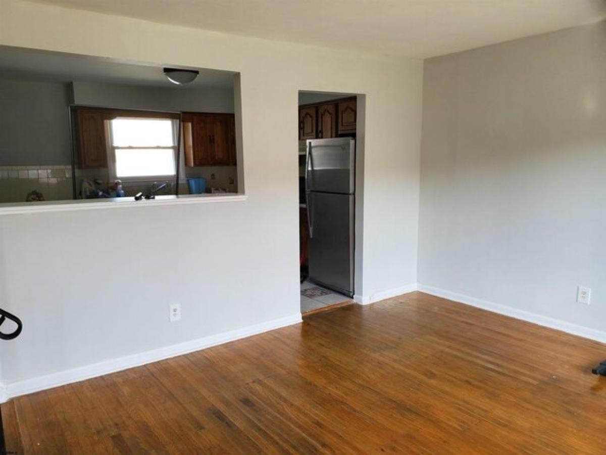 Picture of Home For Sale in Atlantic City, New Jersey, United States