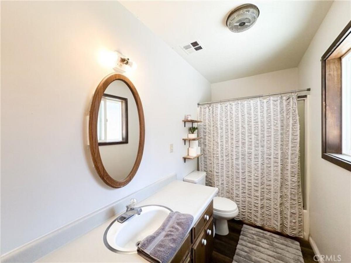 Picture of Home For Sale in Big Bear City, California, United States