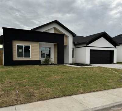 Home For Sale in La Feria, Texas