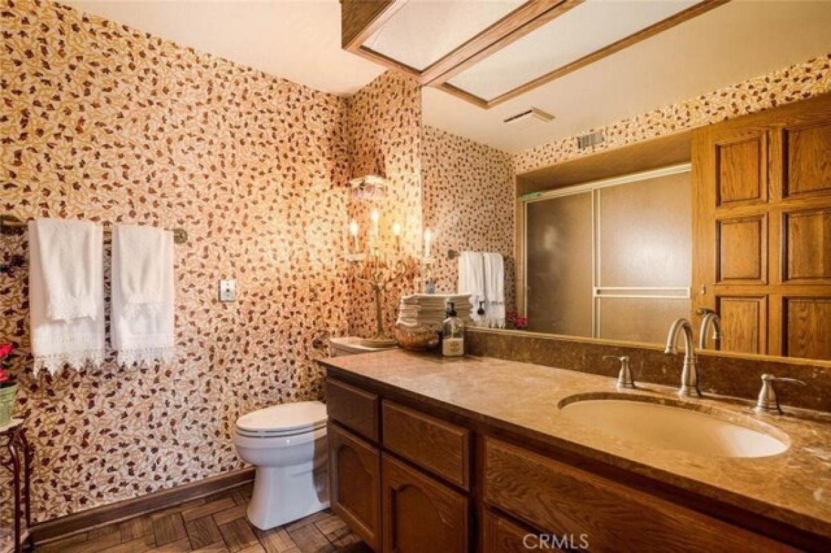 Picture of Home For Sale in Glendale, California, United States