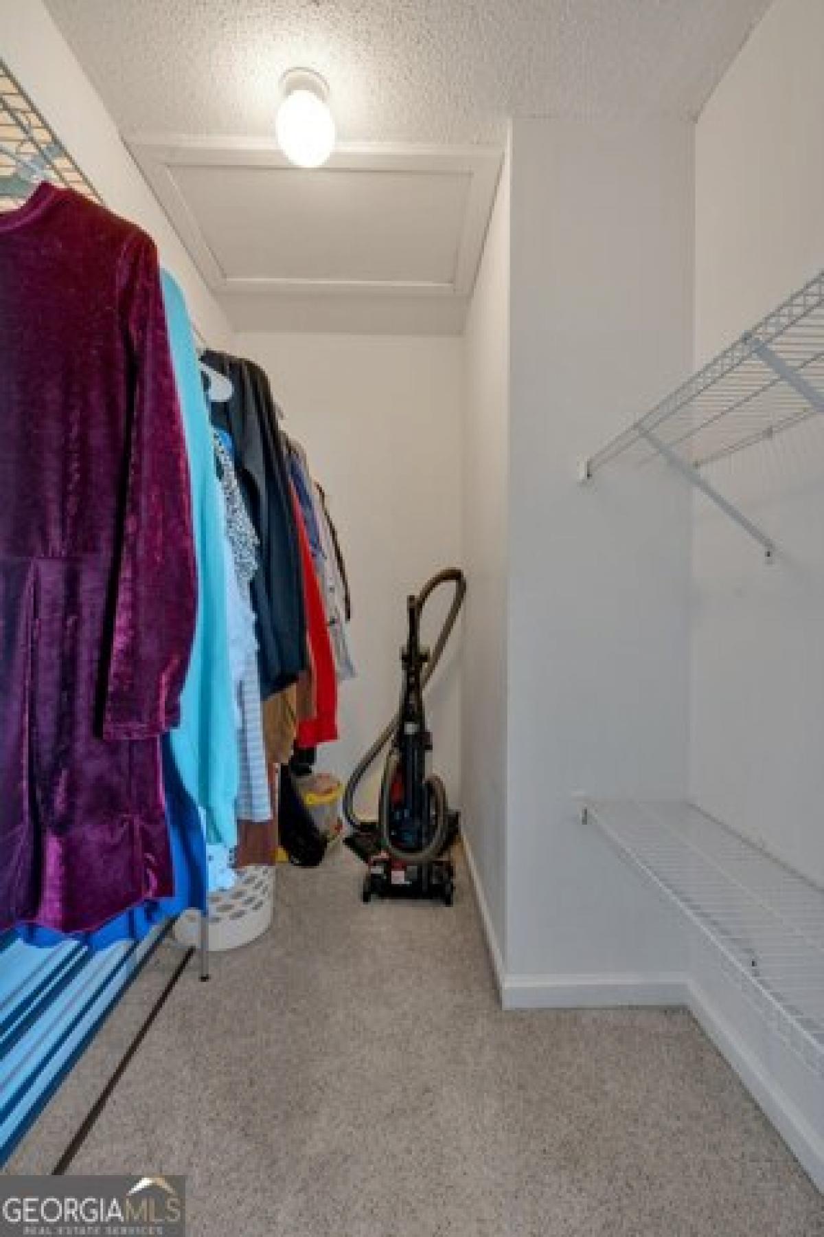 Picture of Home For Sale in Calhoun, Georgia, United States