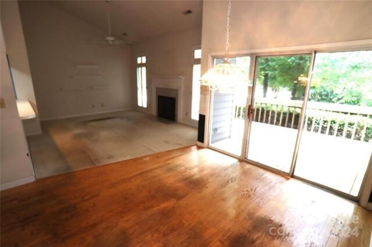 Picture of Home For Sale in Concord, North Carolina, United States