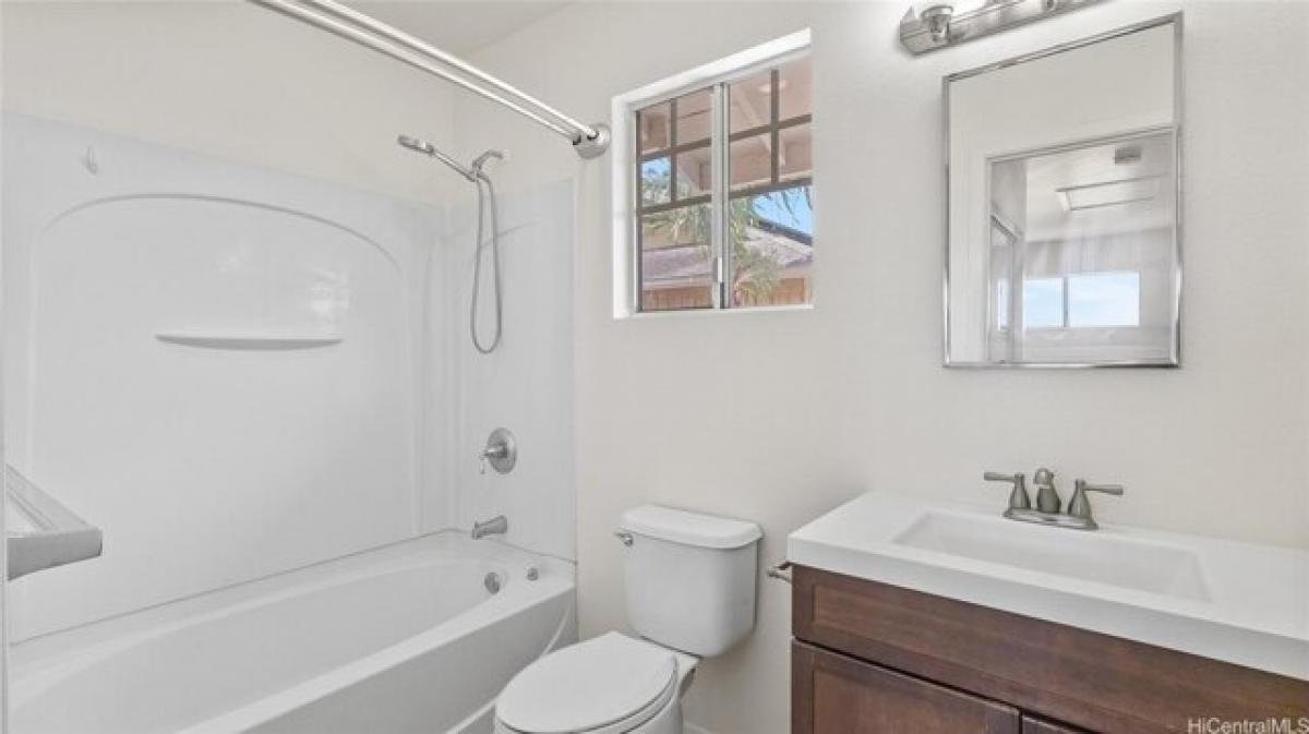 Picture of Home For Sale in Pearl Harbor, Hawaii, United States