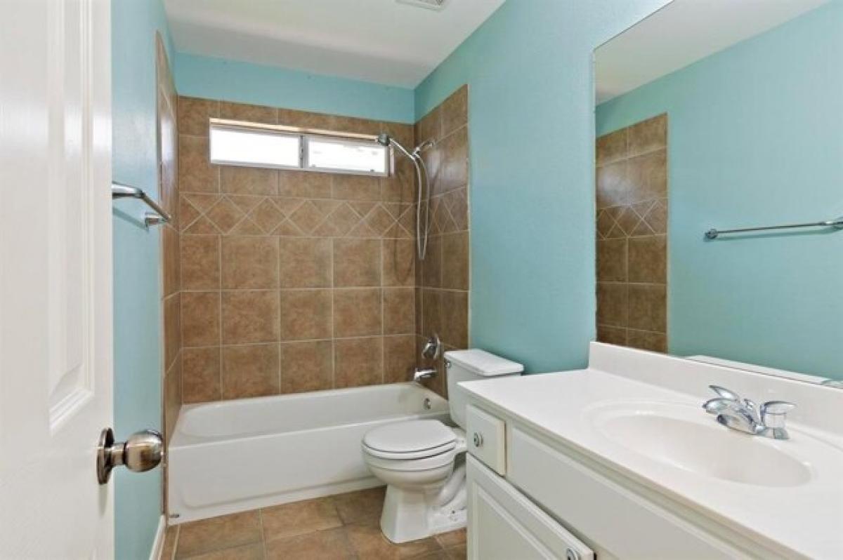 Picture of Home For Sale in Lago Vista, Texas, United States