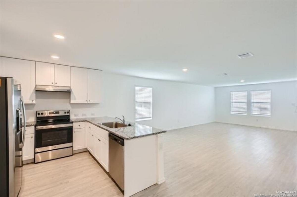 Picture of Home For Rent in Seguin, Texas, United States