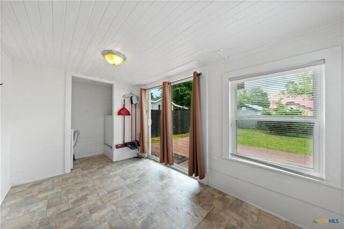 Picture of Home For Sale in Temple, Texas, United States