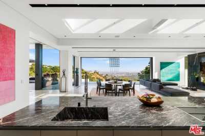 Home For Sale in Beverly Hills, California