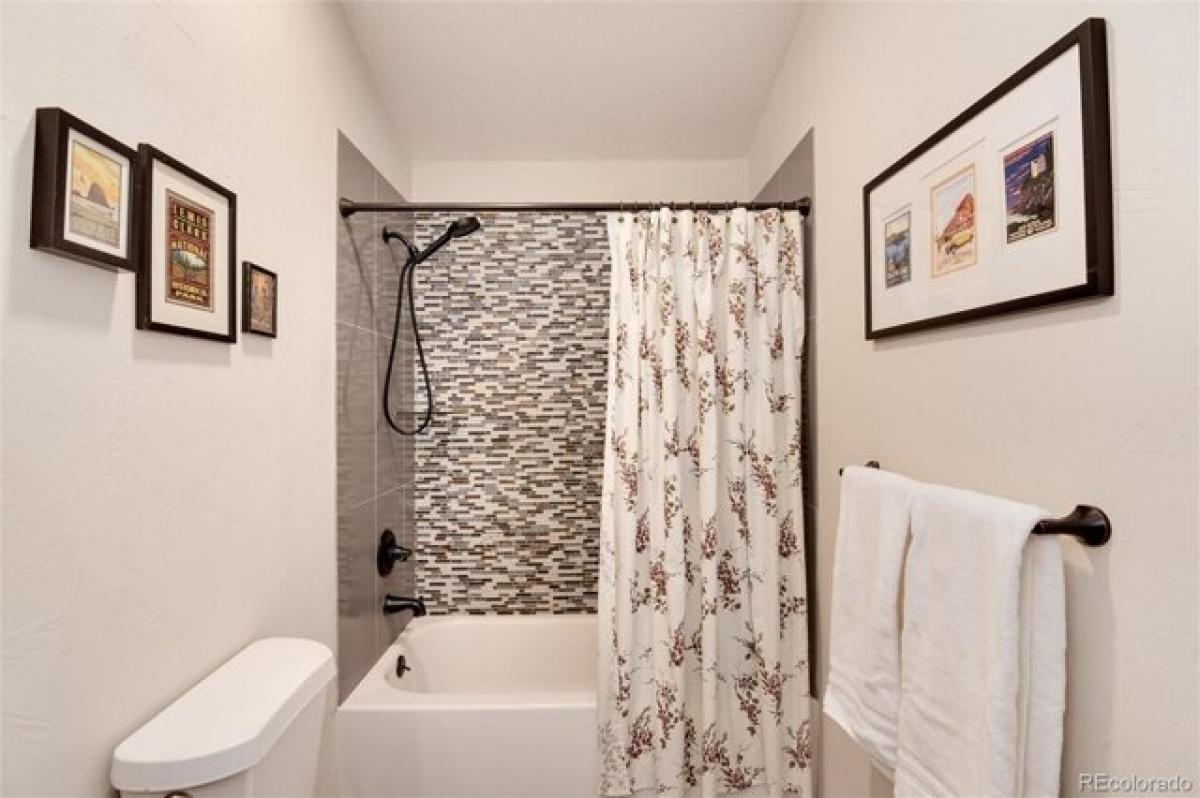 Picture of Home For Sale in Conifer, Colorado, United States