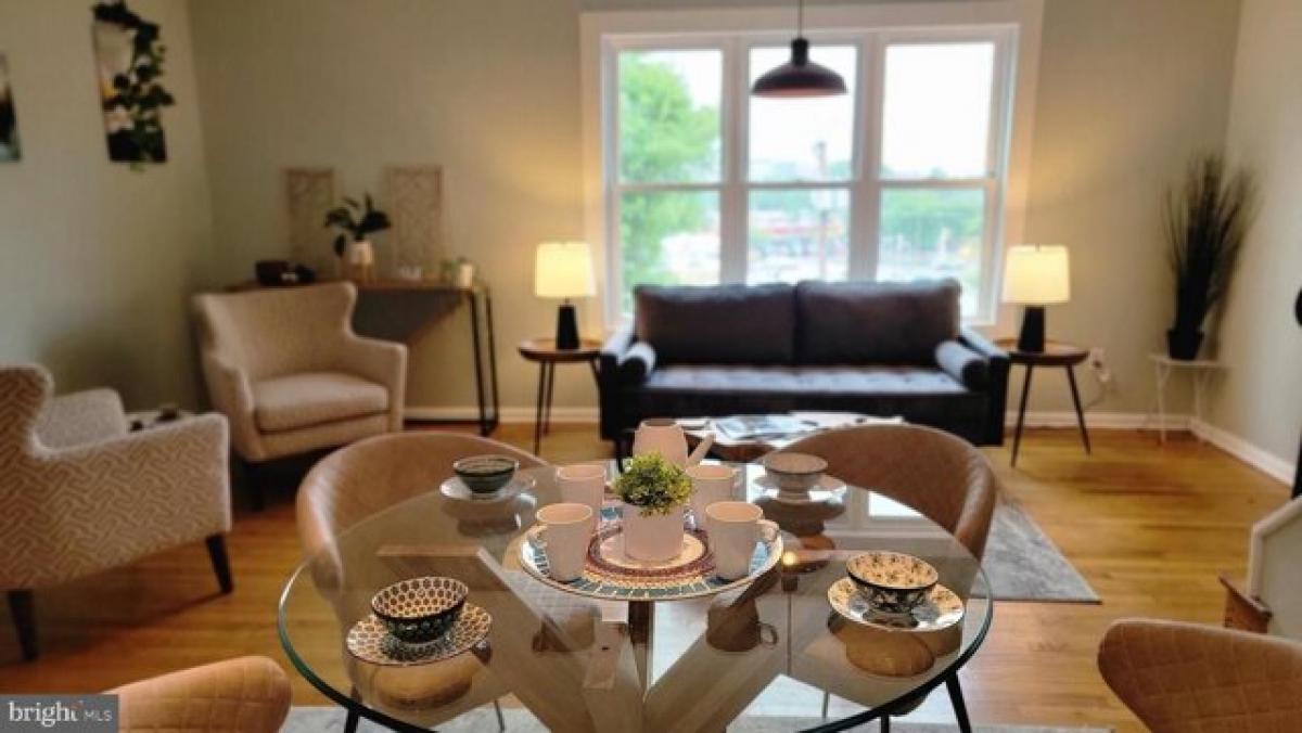 Picture of Home For Sale in Alexandria, Virginia, United States