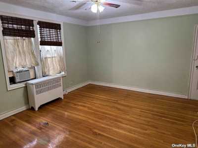 Home For Sale in Yonkers, New York