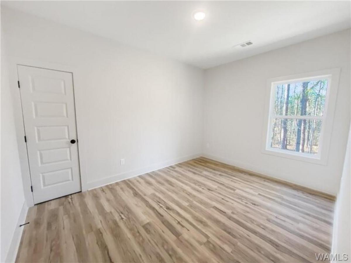 Picture of Home For Sale in Tuscaloosa, Alabama, United States