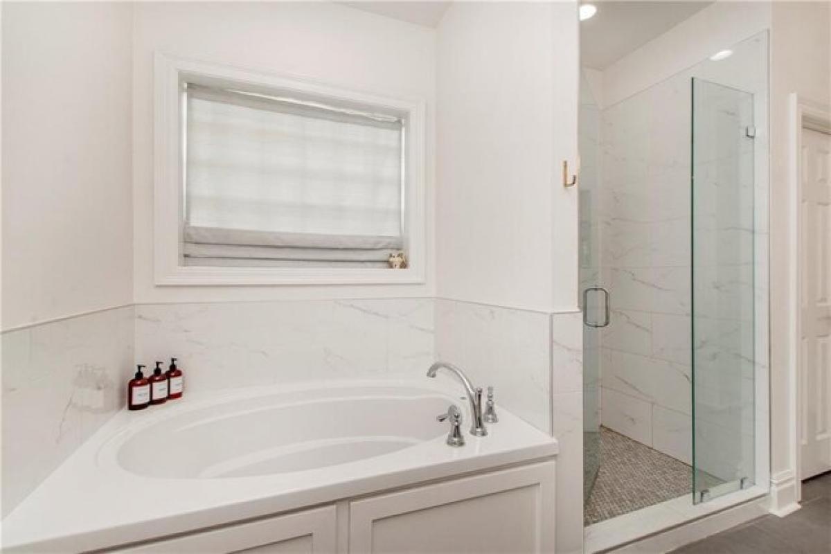 Picture of Home For Sale in Covington, Louisiana, United States