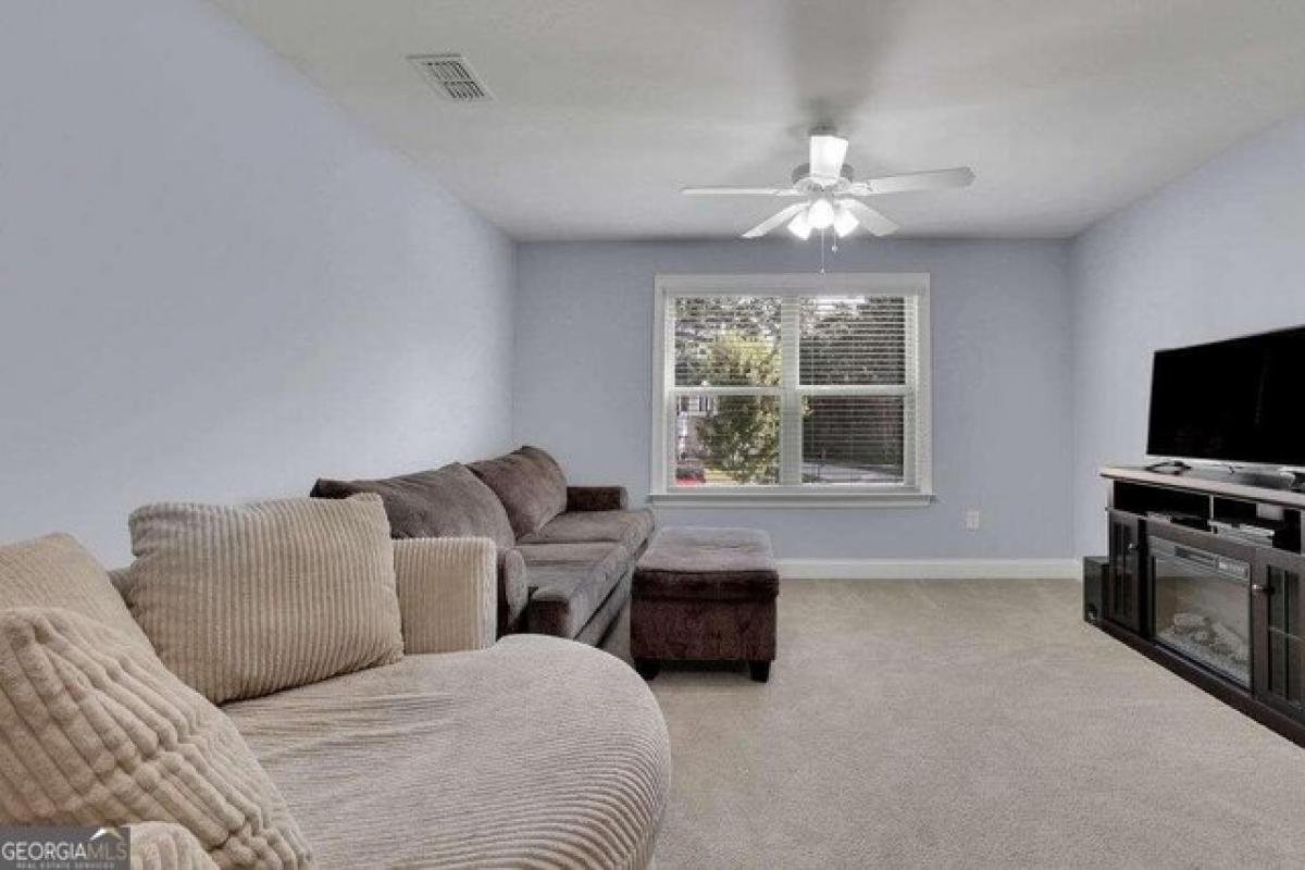 Picture of Home For Sale in Canton, Georgia, United States