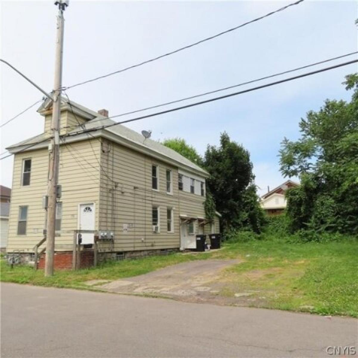 Picture of Home For Sale in Syracuse, New York, United States