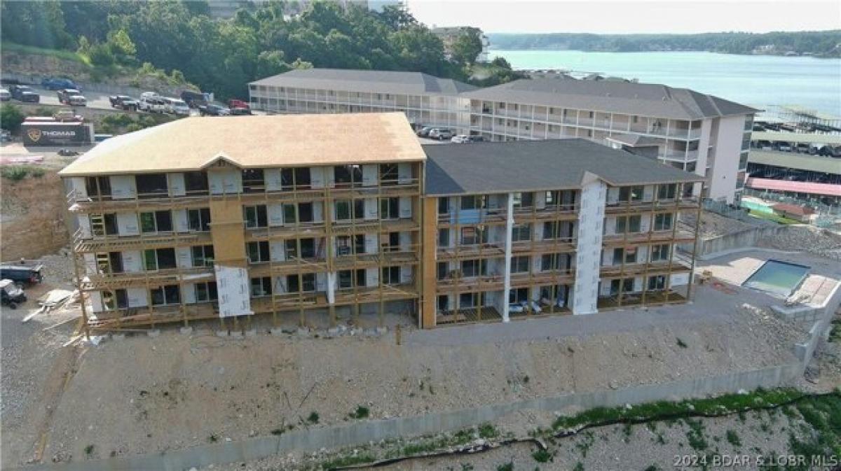 Picture of Home For Sale in Lake Ozark, Missouri, United States