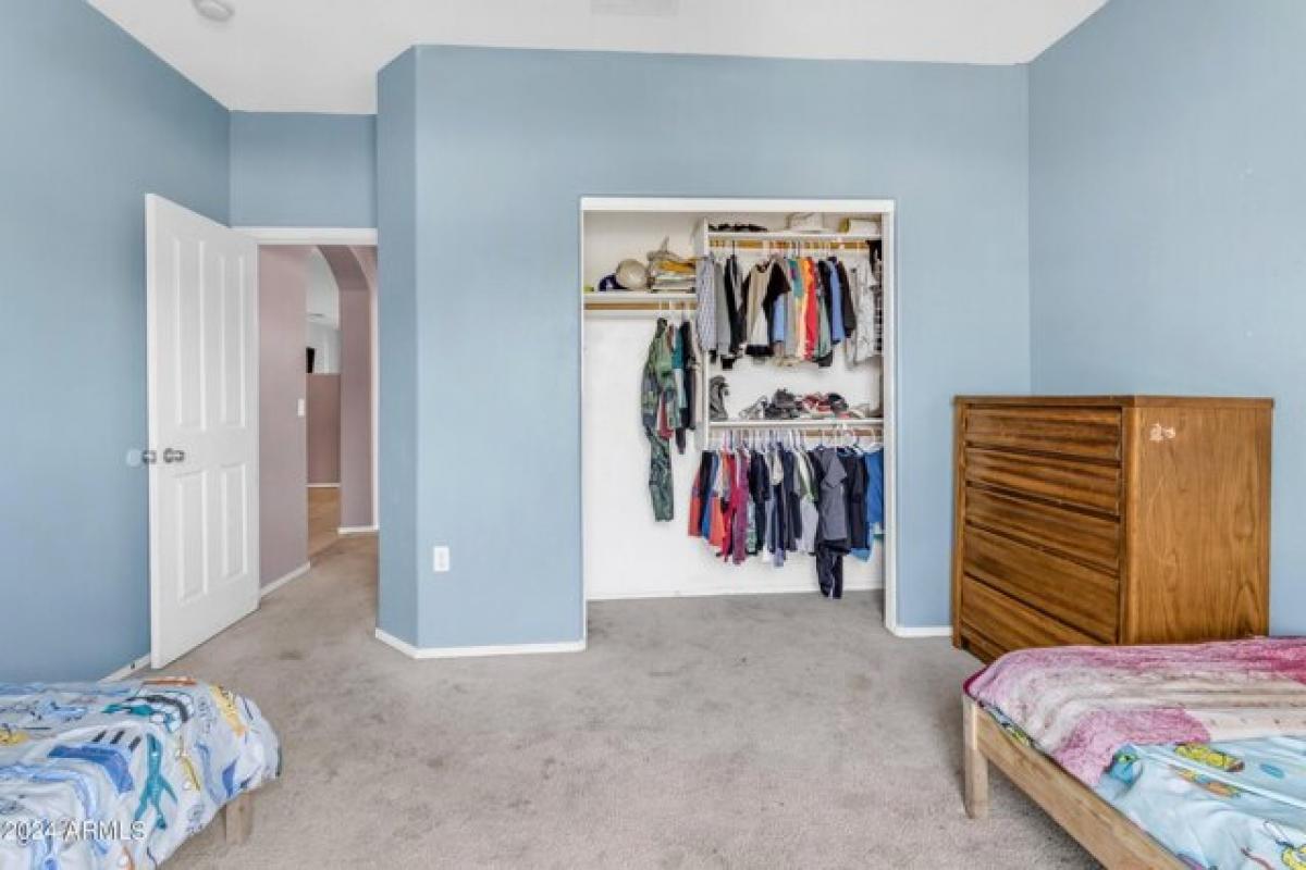 Picture of Home For Sale in Casa Grande, Arizona, United States