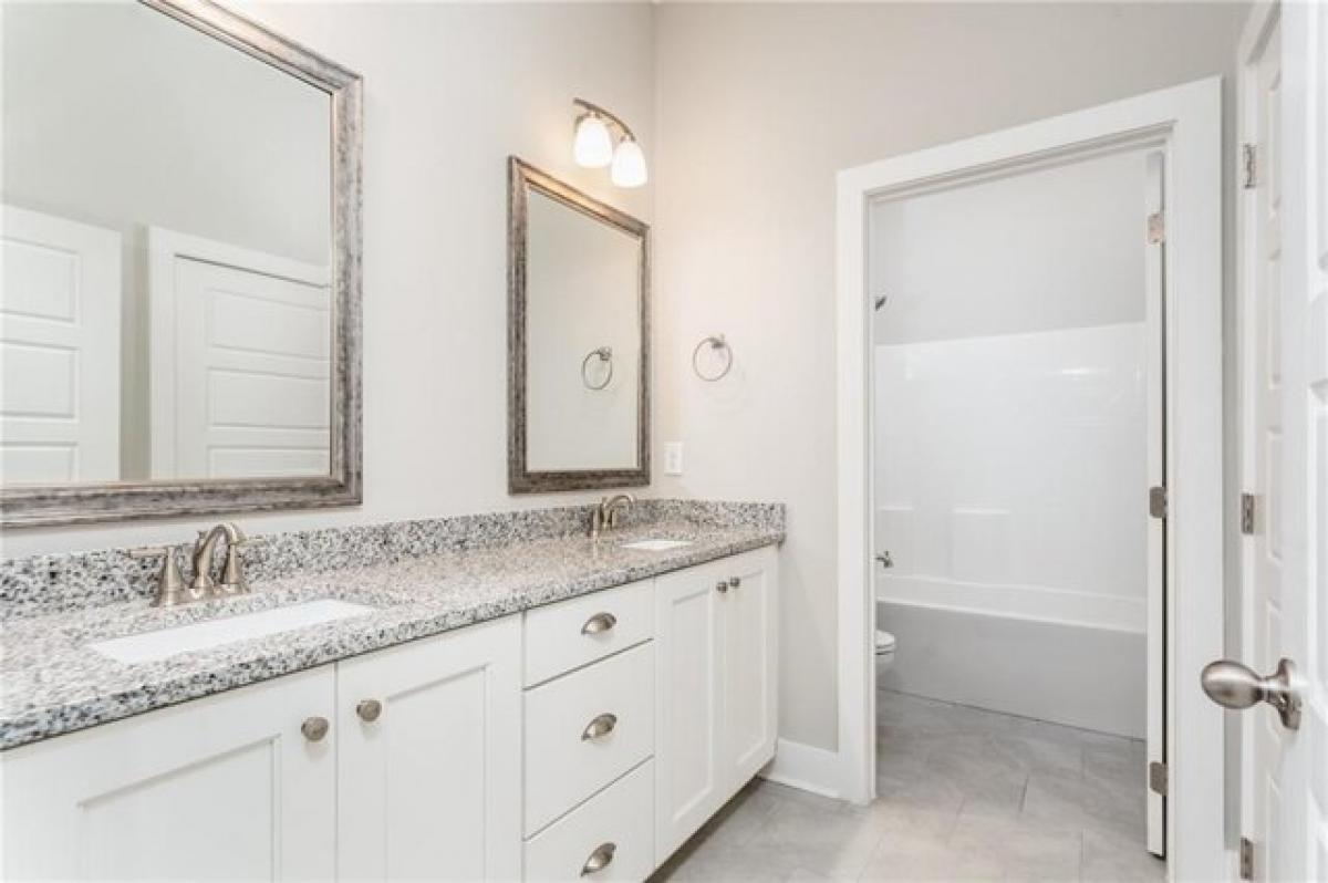 Picture of Home For Sale in Auburn, Alabama, United States