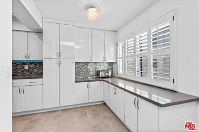 Home For Sale in Studio City, California