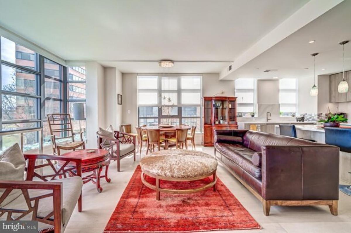 Picture of Home For Sale in Alexandria, Virginia, United States