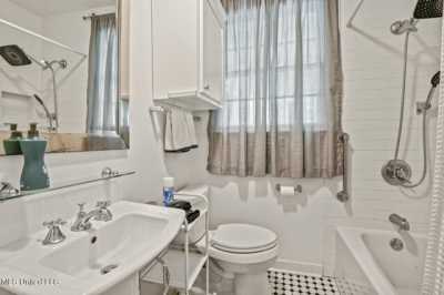 Home For Sale in Bay Saint Louis, Mississippi