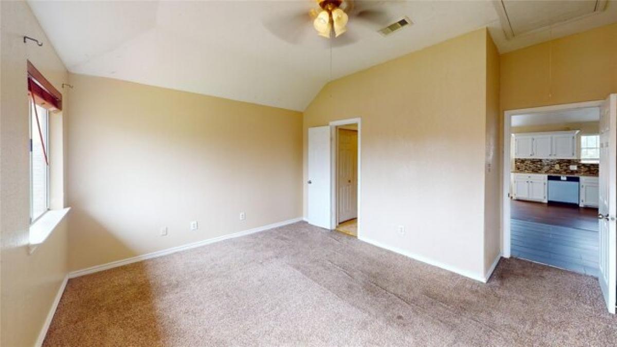 Picture of Home For Sale in Lake Jackson, Texas, United States