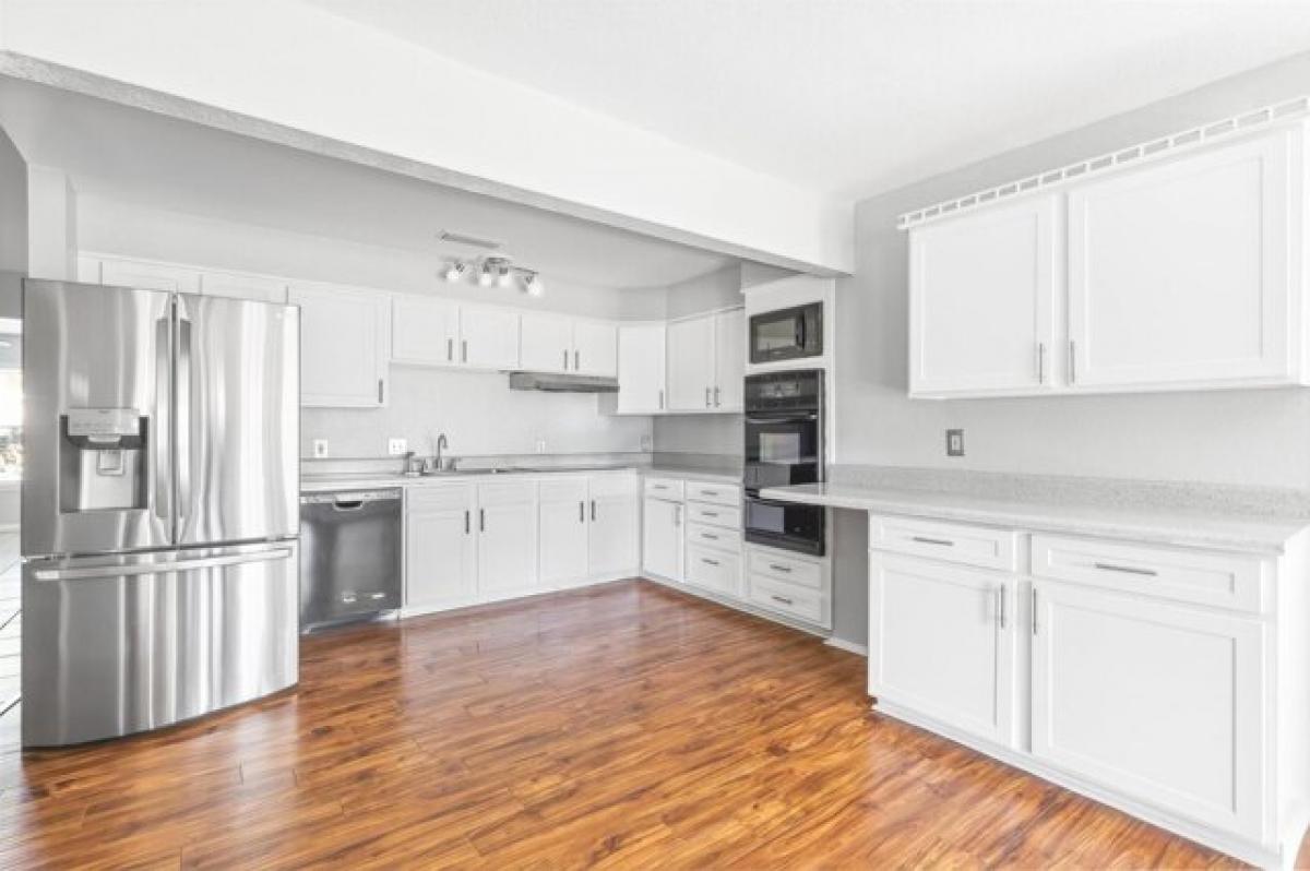 Picture of Home For Sale in Euless, Texas, United States